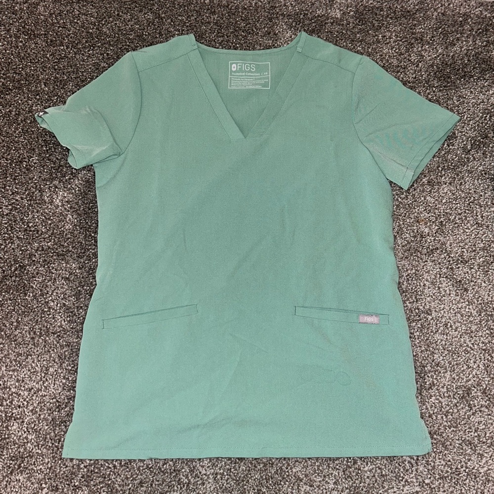 Figs scrub Top